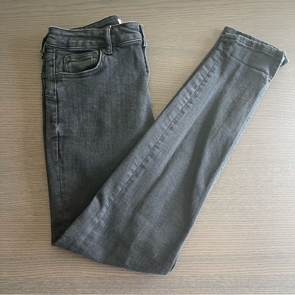 Zara Black Skinny Jeans - Picture 2 of 3